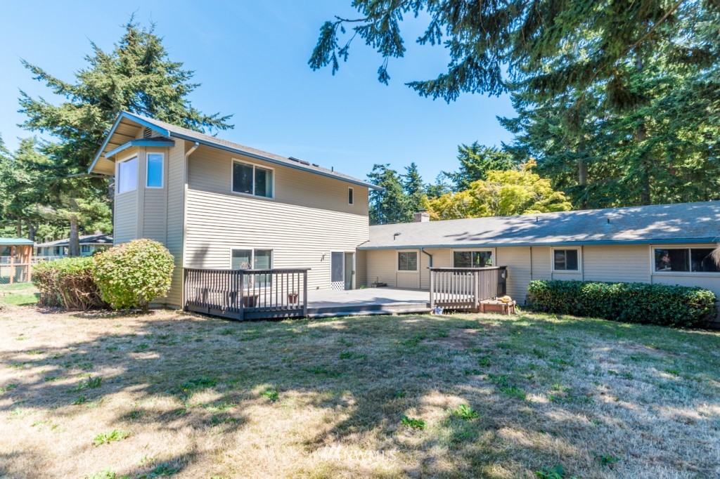 1913 Island View Road Oak Harbor, WA 98277 - Photo 21 of 25 Gallery Image 21