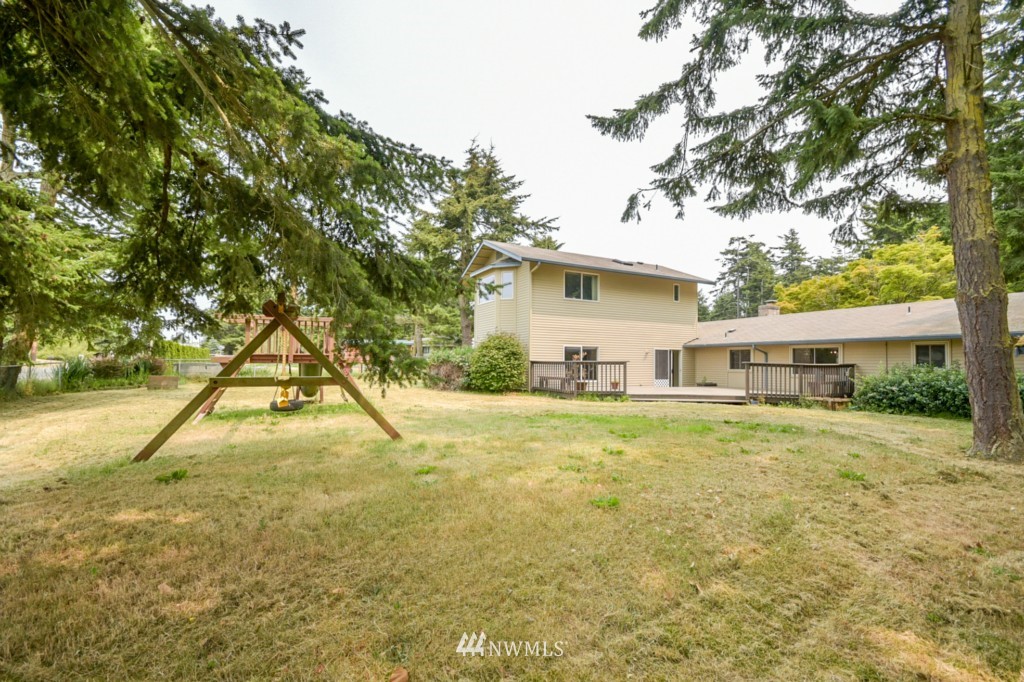 1913 Island View Road Oak Harbor, WA 98277 - Photo 22 of 25 Gallery Image 22