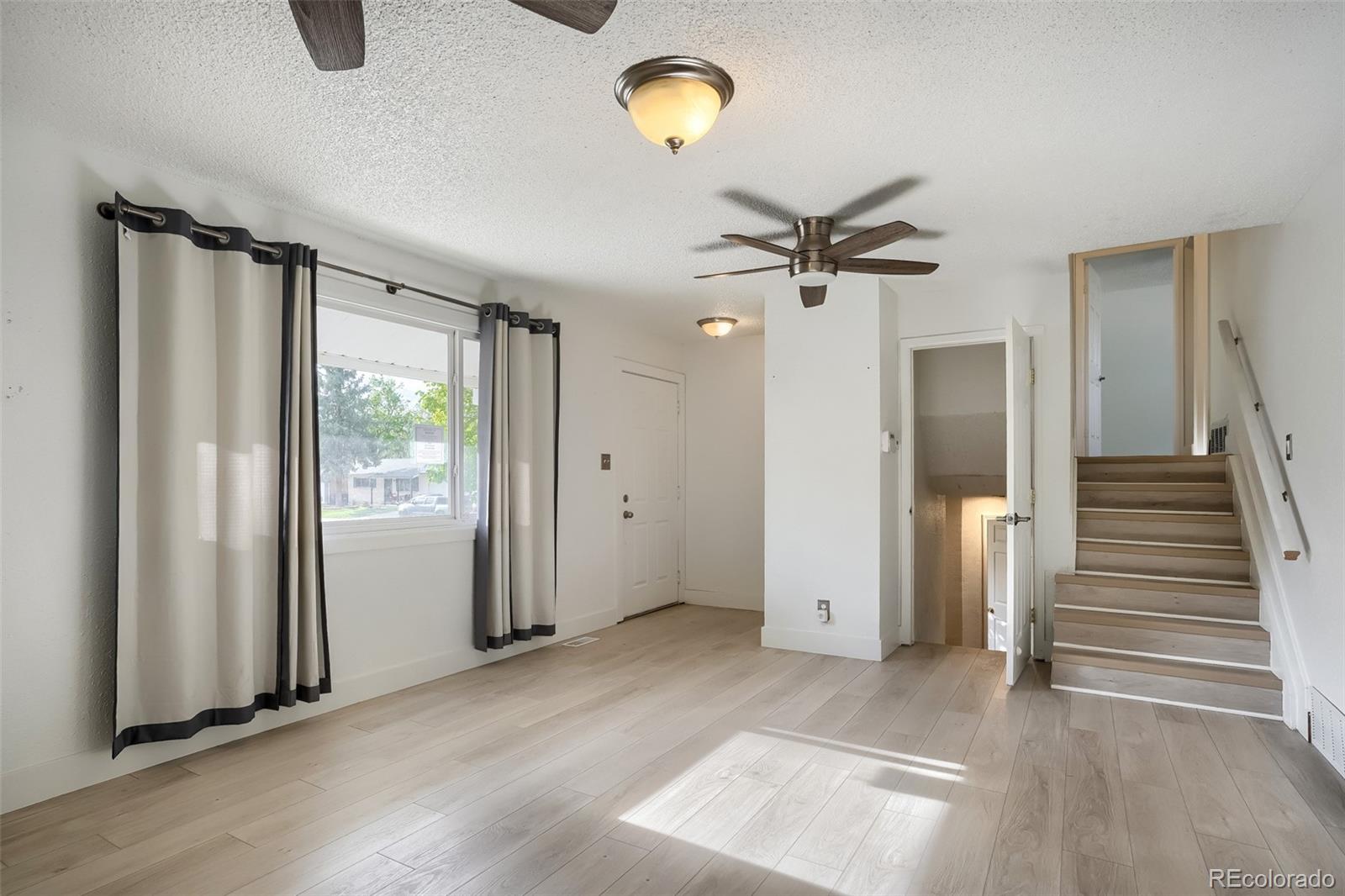 5542 Sable Street Denver, CO 80239 - Photo 2 of 25