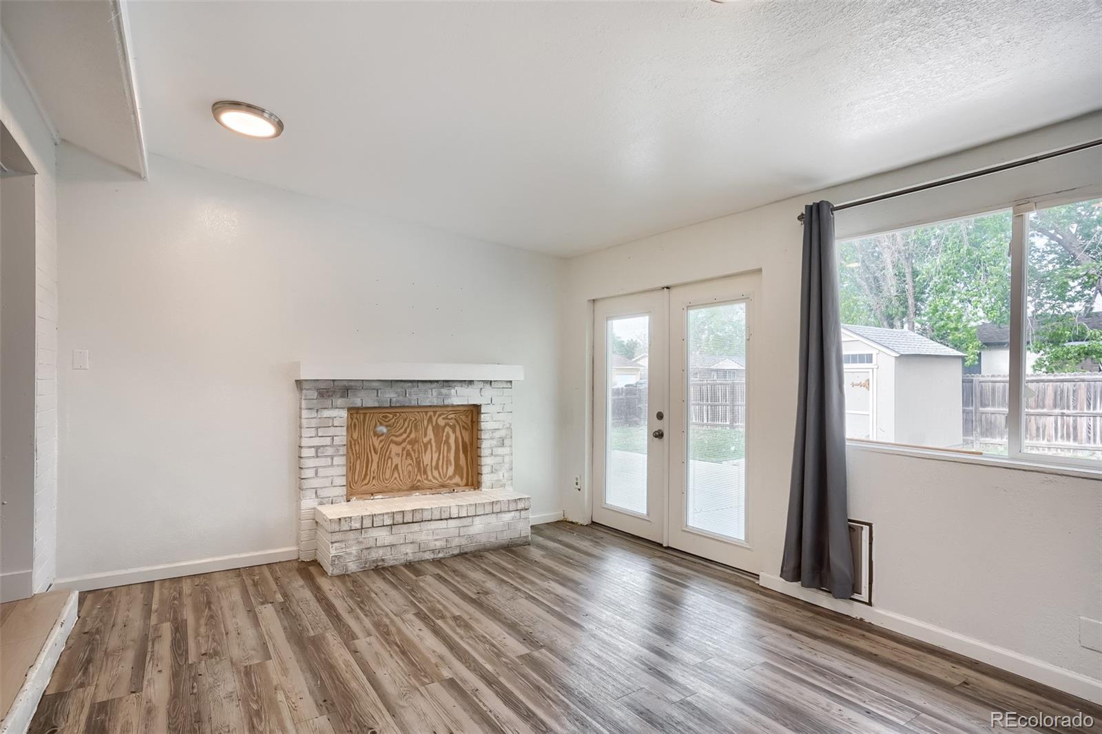 5542 Sable Street Denver, CO 80239 - Photo 10 of 25