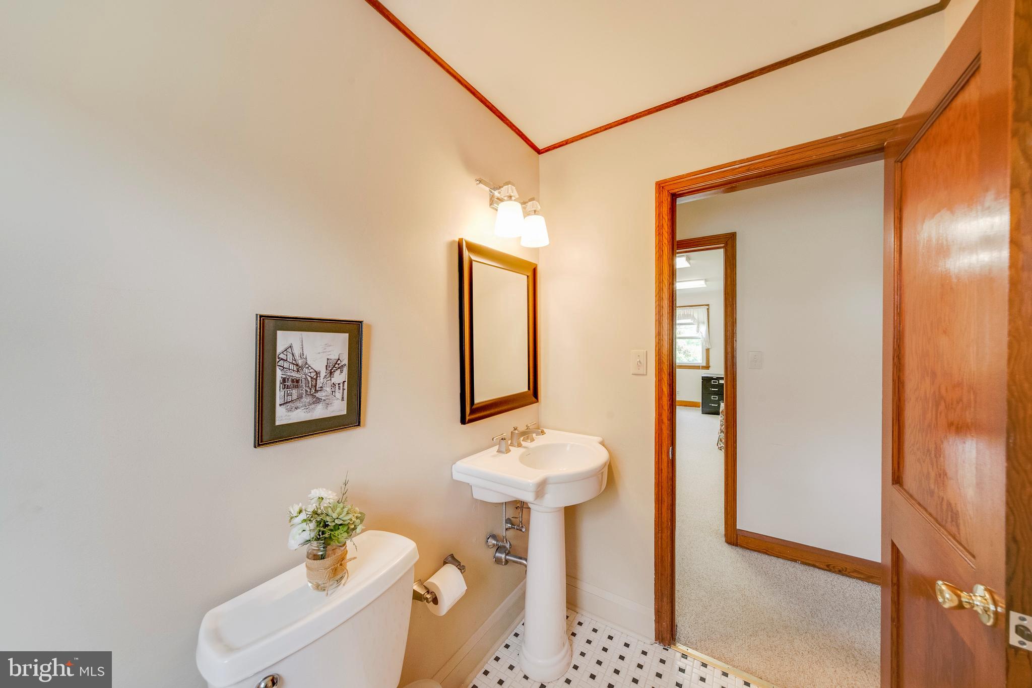 4301 Federal Hill Road Street, MD 21154 - Photo 65 of 85 Bathroom with view to hallway in Tenant House