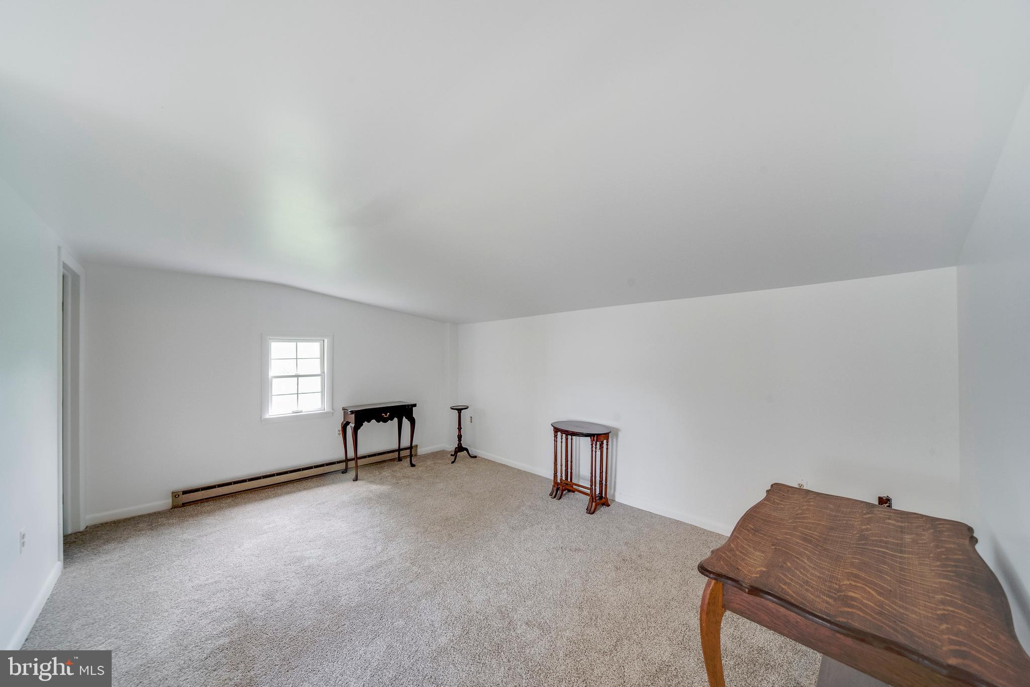 4301 Federal Hill Road Street, MD 21154 - Photo 70 of 85 Living Room in Guest House