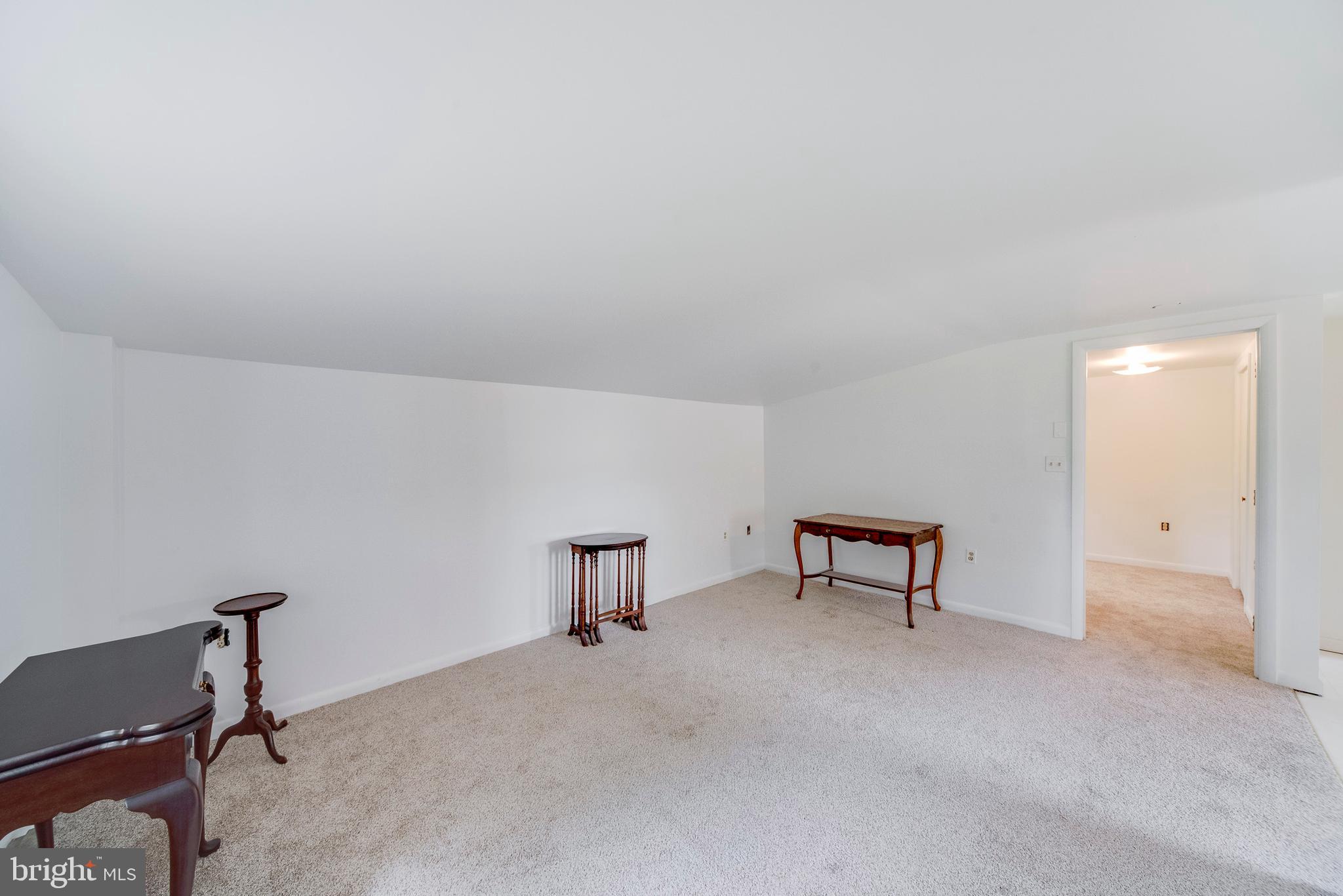 4301 Federal Hill Road Street, MD 21154 - Photo 71 of 85 Living Room in Guest House