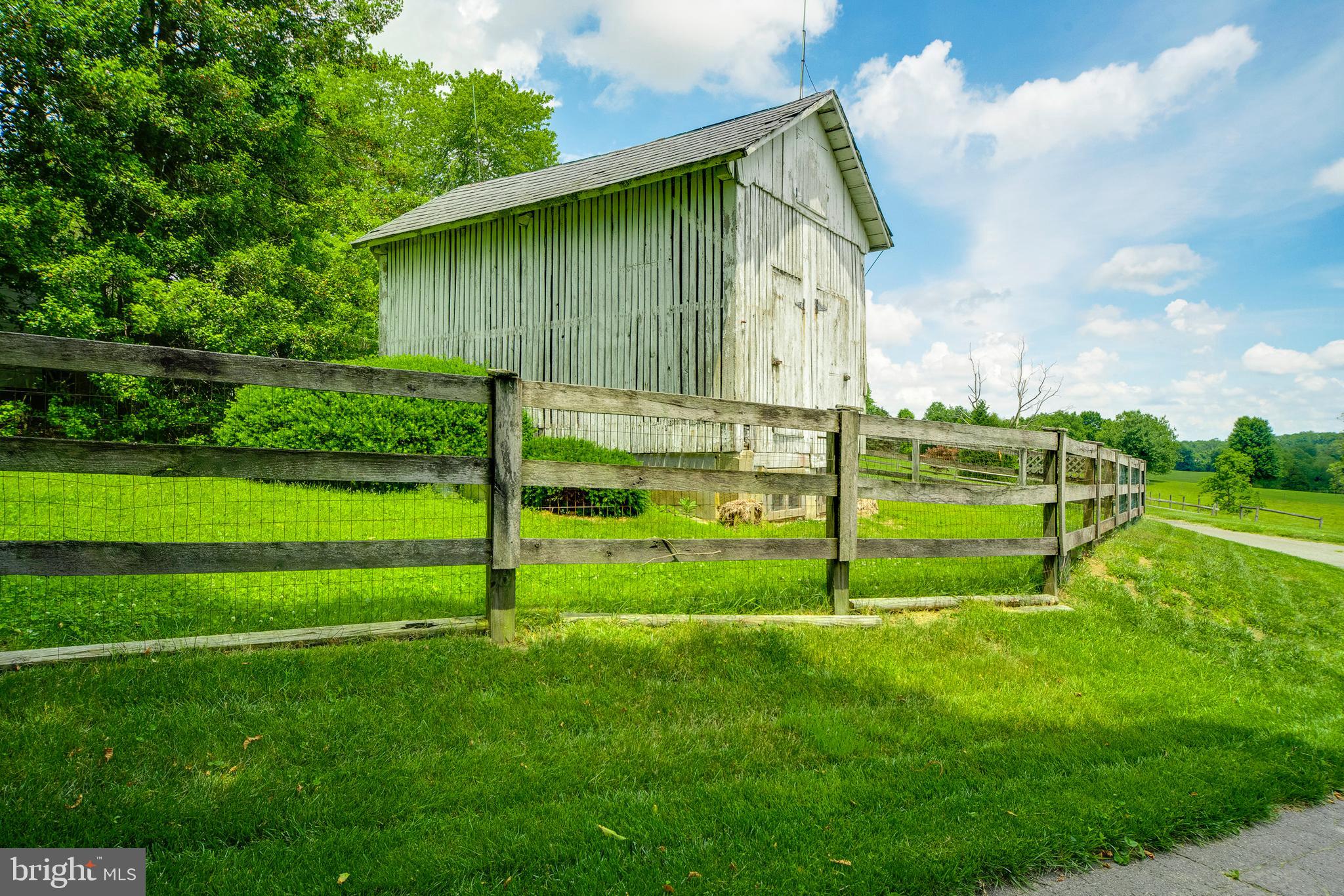 4301 Federal Hill Road Street, MD 21154 - Photo 81 of 85 Corn Crib