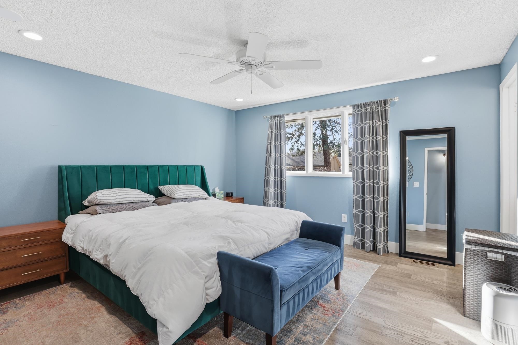 4118 South Crestline Street Spokane, WA 99203 - Photo 7 of 21