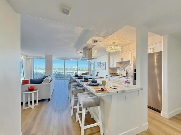 $2,799,000 | 1820 Avenida Del Mundo, Unit 208, Coronado, CA 92118