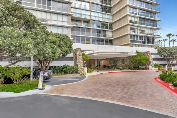 $2,749,000 | 1820 Avenida Del Mundo, Unit 208, Coronado, CA 92118