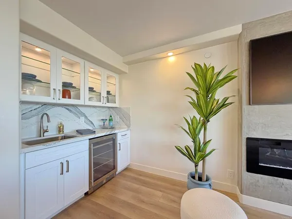 $2,749,000 | 1820 Avenida Del Mundo, Unit 208, Coronado, CA 92118