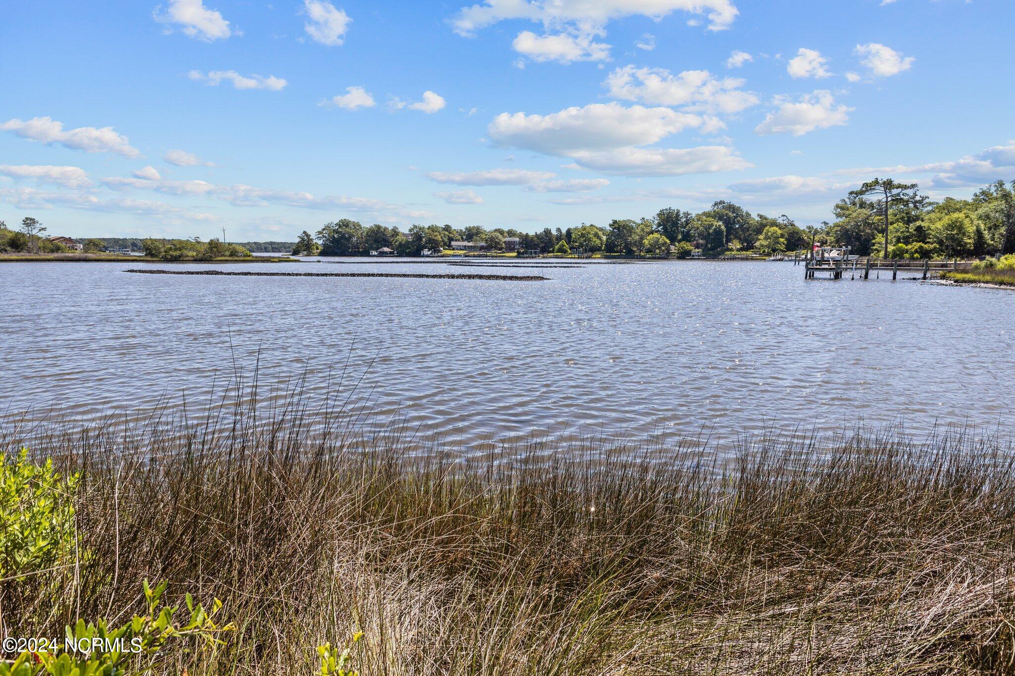 216 Oyster Lane Hubert, NC 28539 - Photo 11 of 80 Water Views