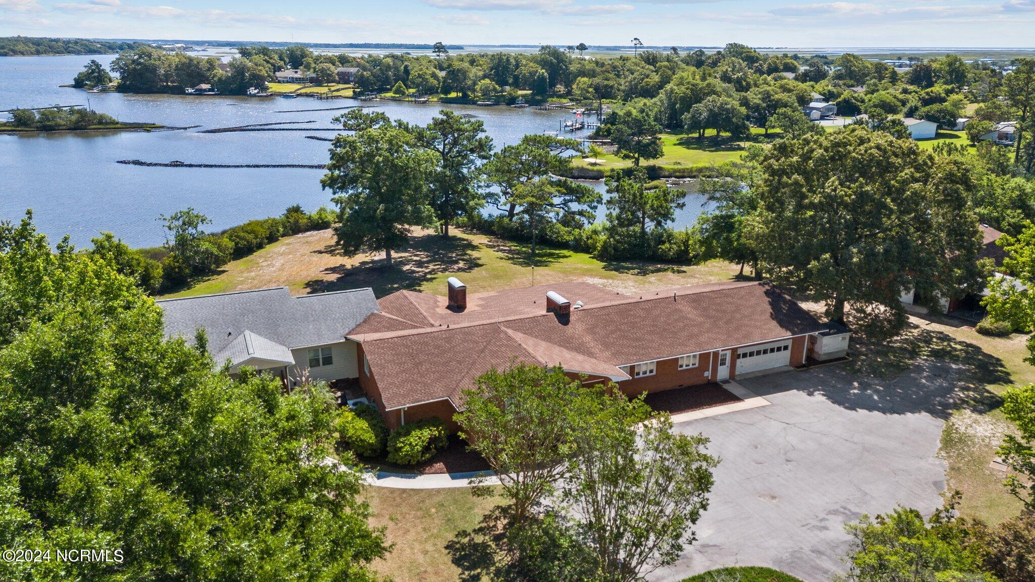 216 Oyster Lane Hubert, NC 28539 - Photo 2 of 80 Aerial View