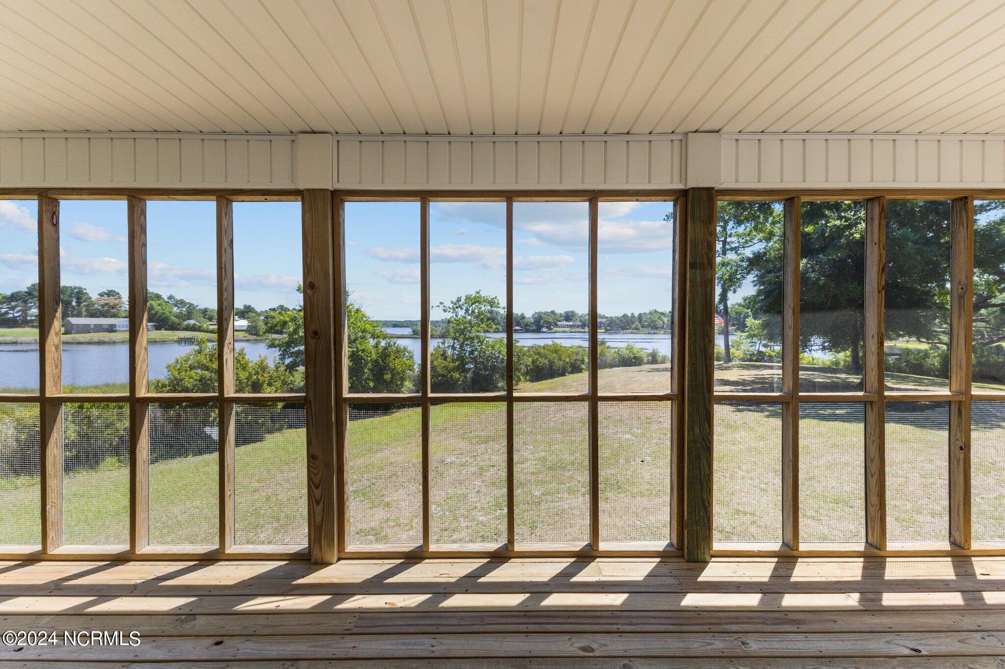216 Oyster Lane Hubert, NC 28539 - Photo 21 of 80 Screen Porch