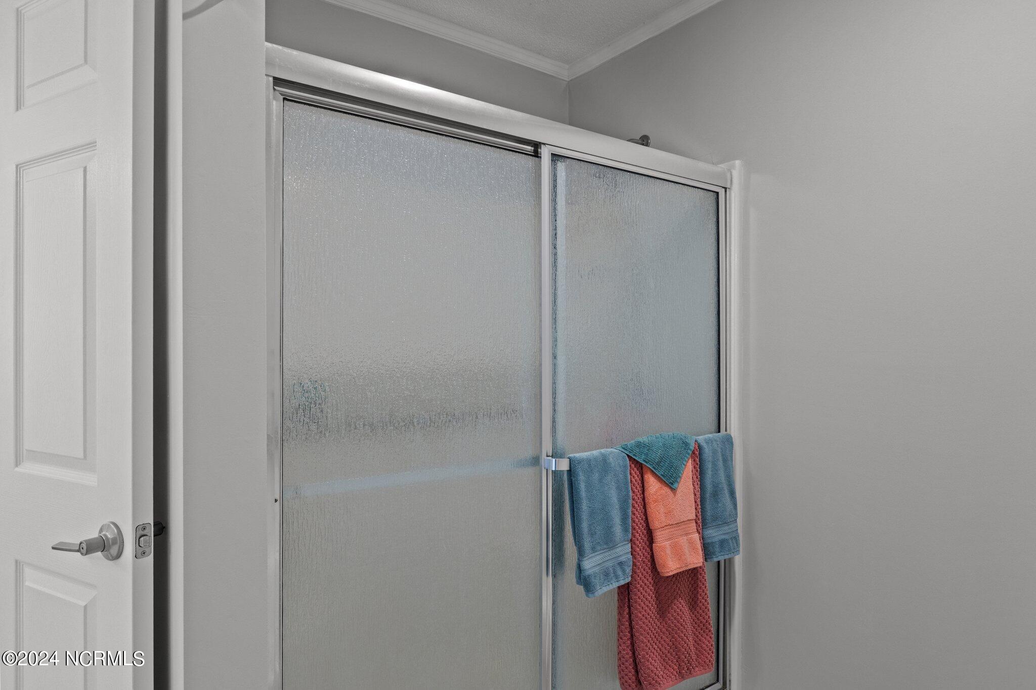 216 Oyster Lane Hubert, NC 28539 - Photo 24 of 80 Wak-In Shower