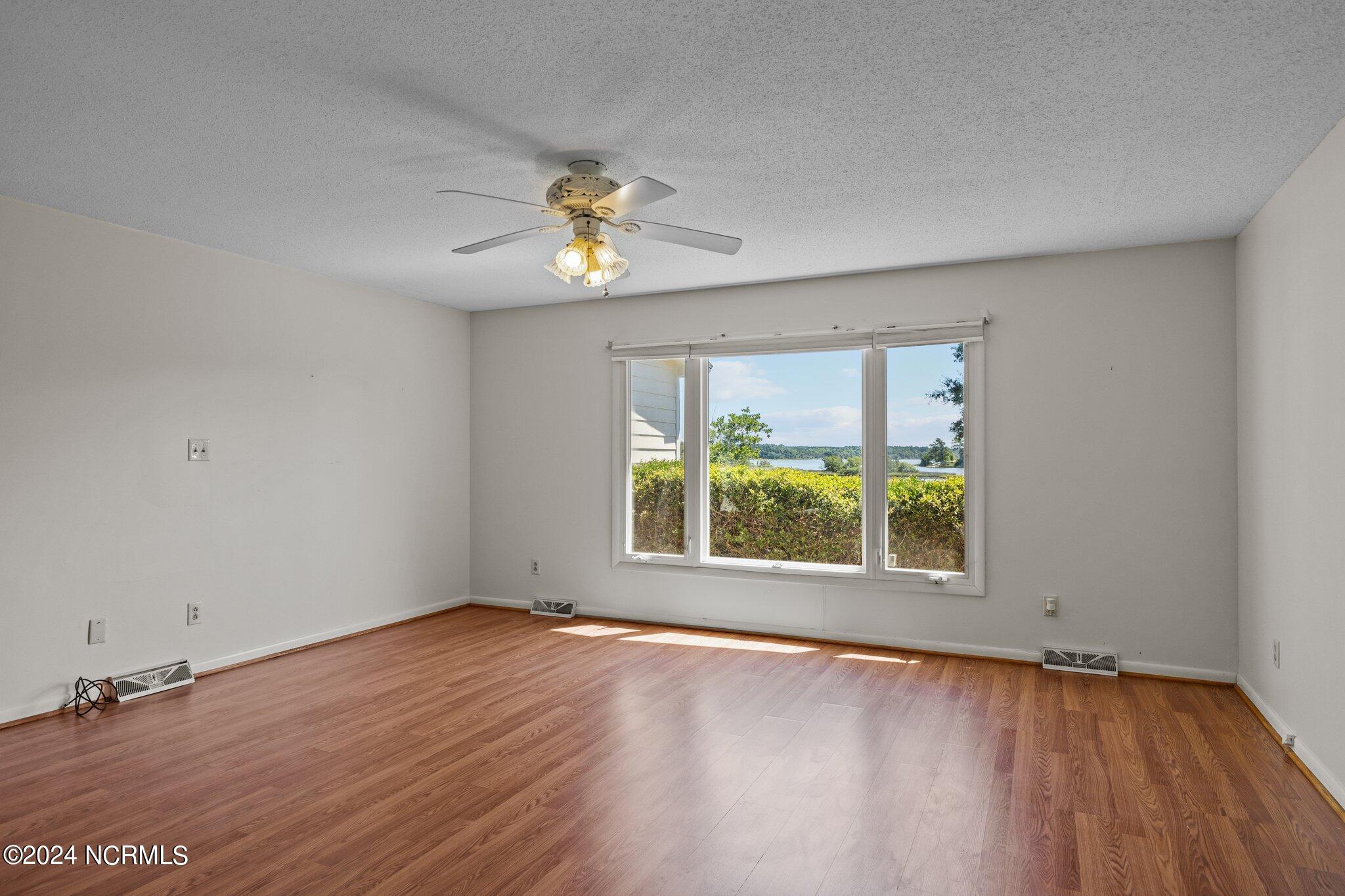 216 Oyster Lane Hubert, NC 28539 - Photo 51 of 80 2nd Master Bedroom