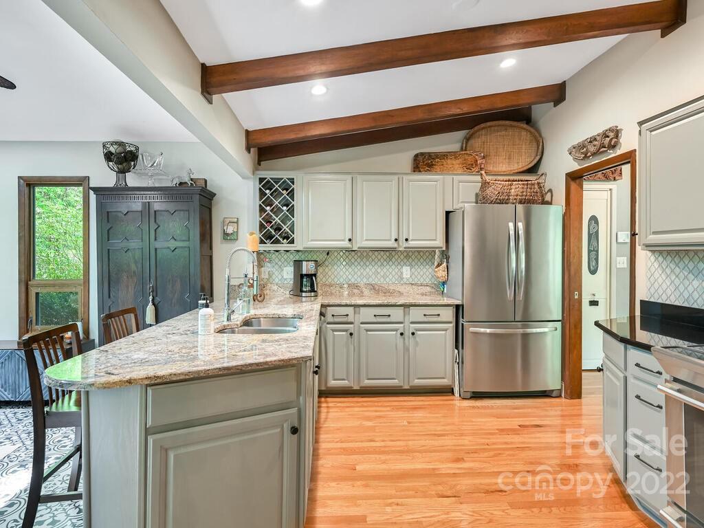 31 Innsbrook Road Asheville, NC 28804 - Photo 14 of 46 Gallery Image 14