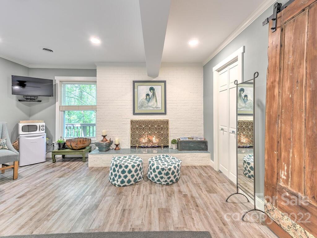 31 Innsbrook Road Asheville, NC 28804 - Photo 21 of 46 Gallery Image 21