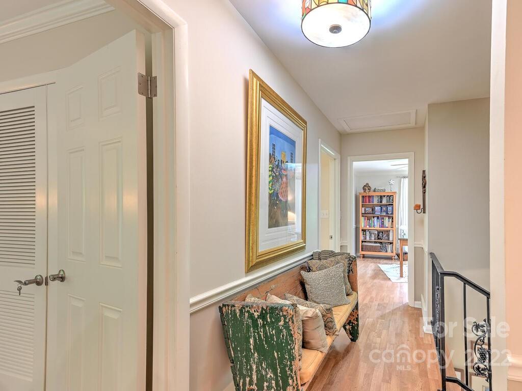 31 Innsbrook Road Asheville, NC 28804 - Photo 29 of 46 Gallery Image 29