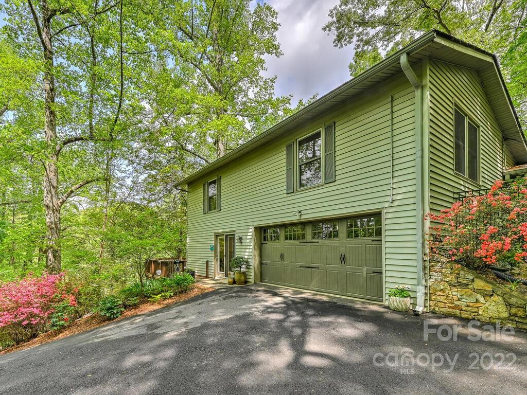 31 Innsbrook Road Asheville, NC 28804 - Photo 3 of 46 Gallery Image 3