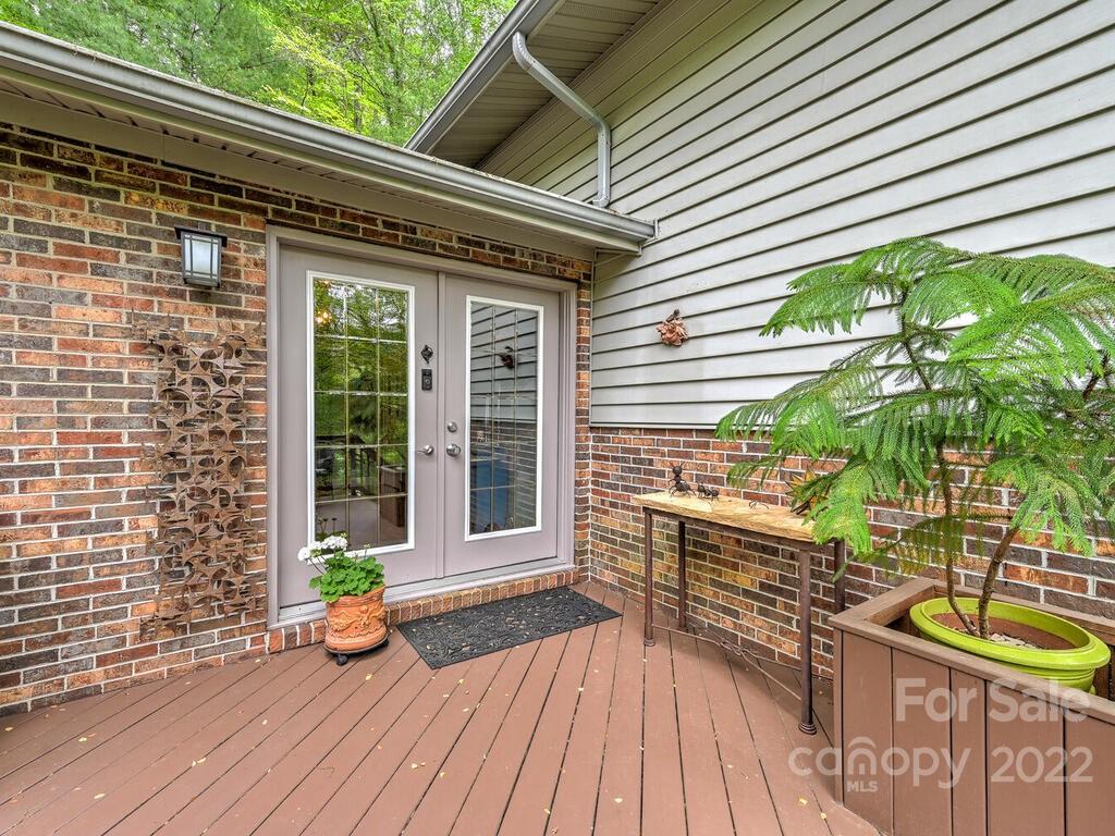 31 Innsbrook Road Asheville, NC 28804 - Photo 4 of 46 Gallery Image 4