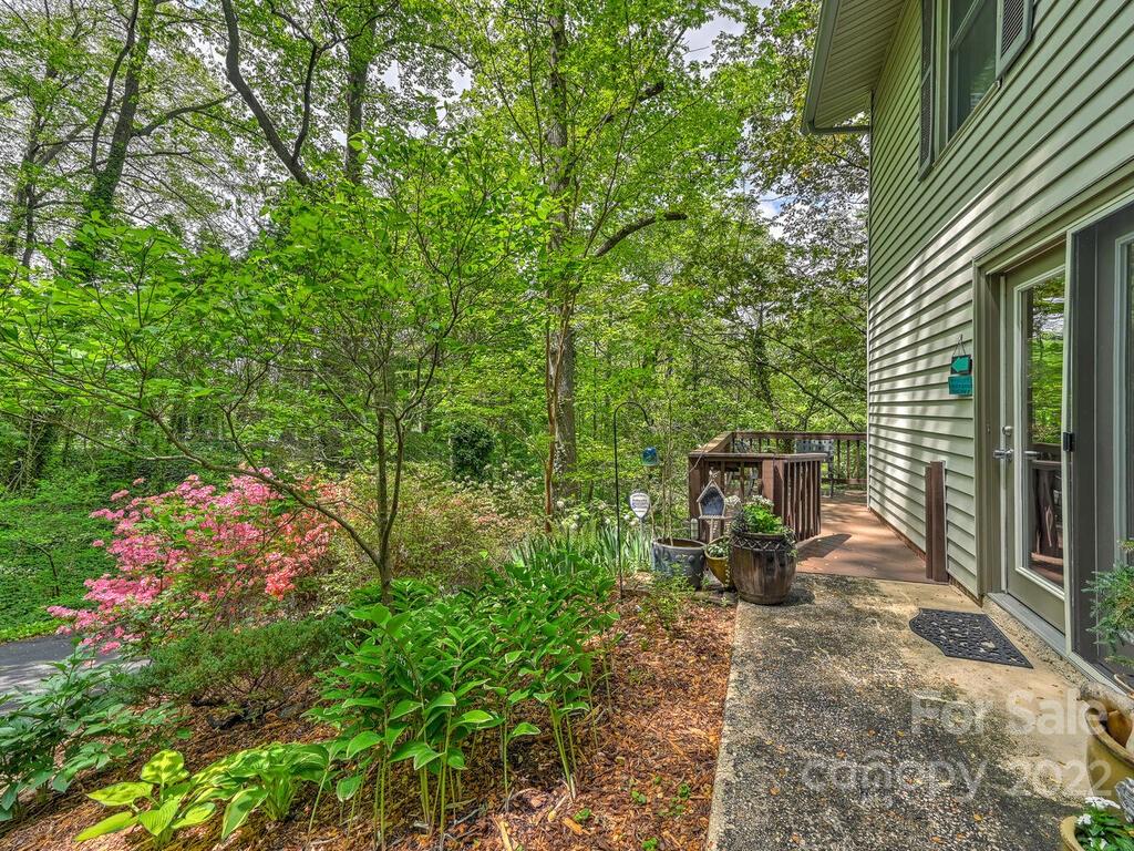 31 Innsbrook Road Asheville, NC 28804 - Photo 42 of 46 Gallery Image 42