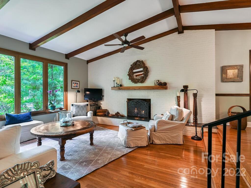 31 Innsbrook Road Asheville, NC 28804 - Photo 6 of 46 Gallery Image 6