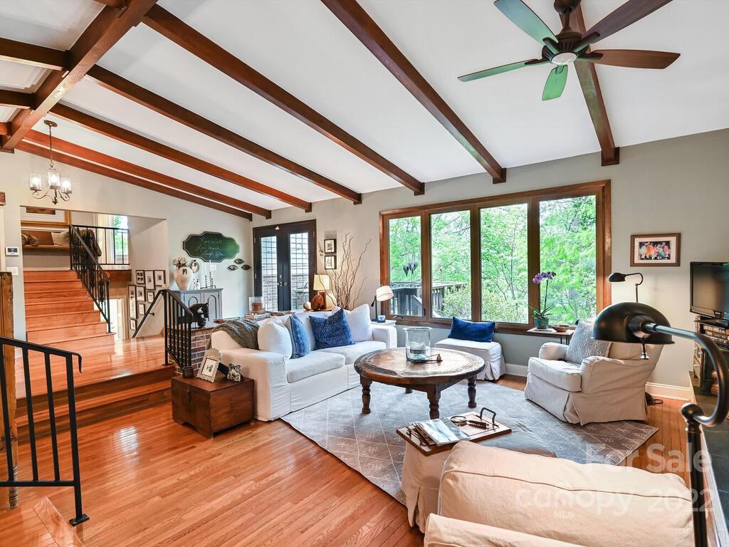 31 Innsbrook Road Asheville, NC 28804 - Photo 8 of 46 Gallery Image 8