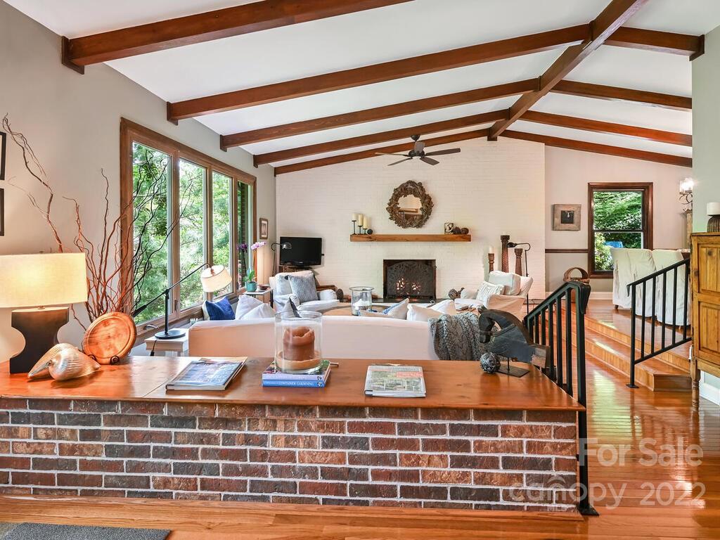 31 Innsbrook Road Asheville, NC 28804 - Photo 10 of 46 Gallery Image 10