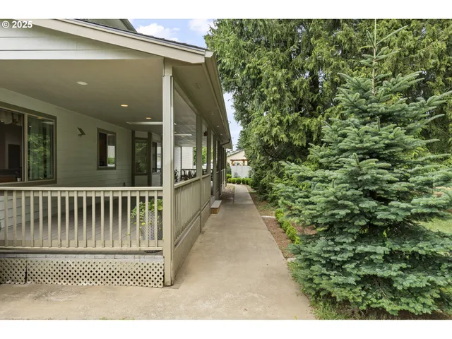 $1,199,997 | 12416 Northeast 39th Street, Vancouver, WA 98682