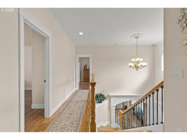 $1,199,997 | 12416 Northeast 39th Street, Vancouver, WA 98682