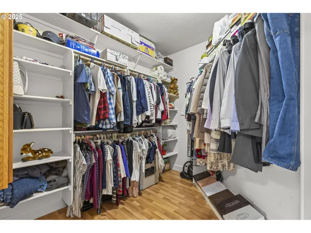 $1,199,997 | 12416 Northeast 39th Street, Vancouver, WA 98682