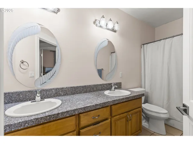 $1,199,997 | 12416 Northeast 39th Street, Vancouver, WA 98682