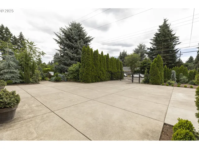 $1,199,997 | 12416 Northeast 39th Street, Vancouver, WA 98682