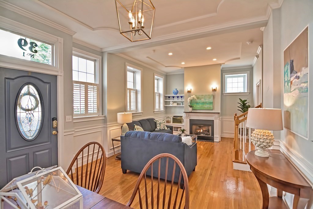 39 Sullivan Street, Unit 1 Boston, MA 02129 - Photo 1 of 21 Gallery Image 1