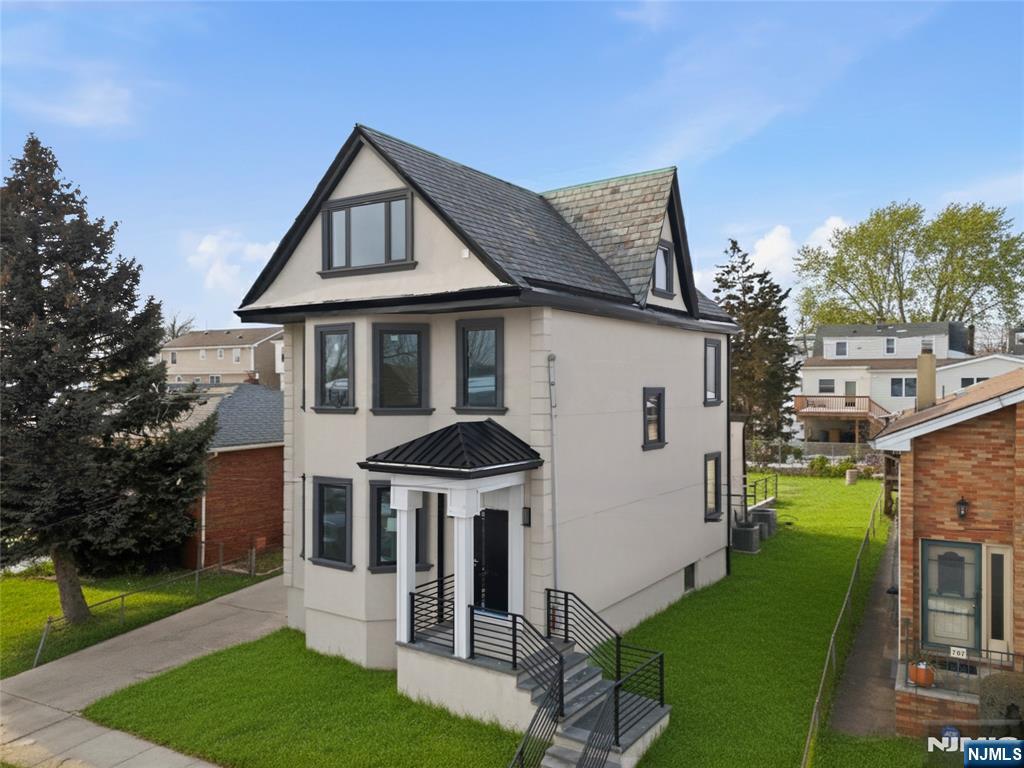 703 3rd Street Secaucus, NJ 07094 - Photo 38 of 49