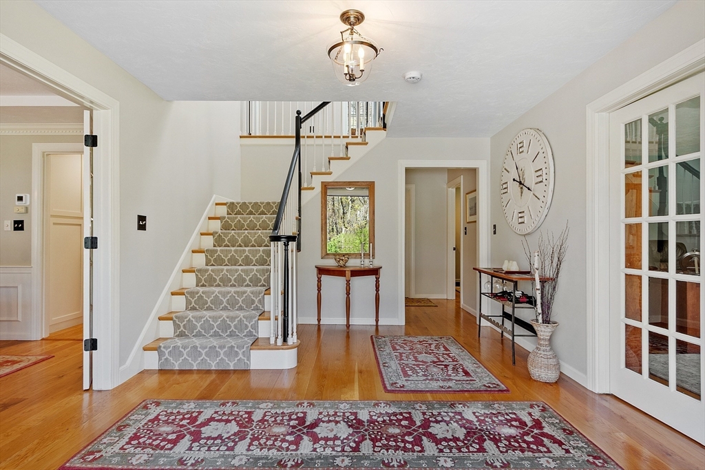 49 Wayside Road Westborough, MA 01581 - Photo 3 of 42 Gallery Image 3
