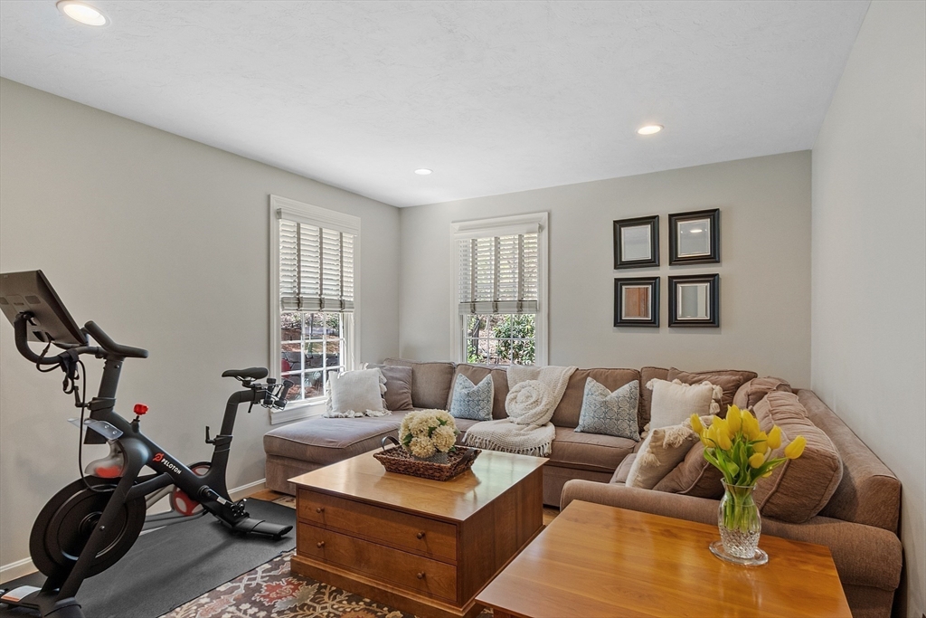 49 Wayside Road Westborough, MA 01581 - Photo 7 of 42 Gallery Image 7