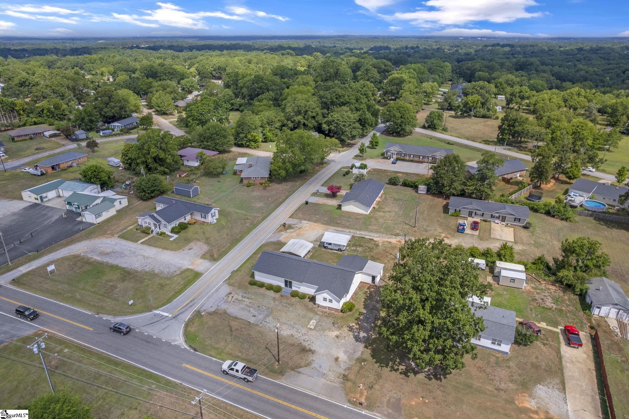 1896 Whitehall Road Anderson, SC 29625 - Photo 33 of 36