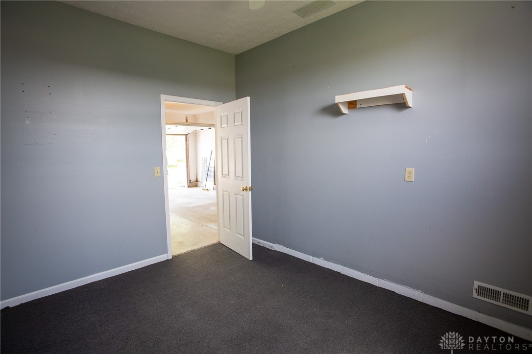 1501 Victory Road Springfield, OH 45504 - Photo 24 of 51 Gallery Image 24