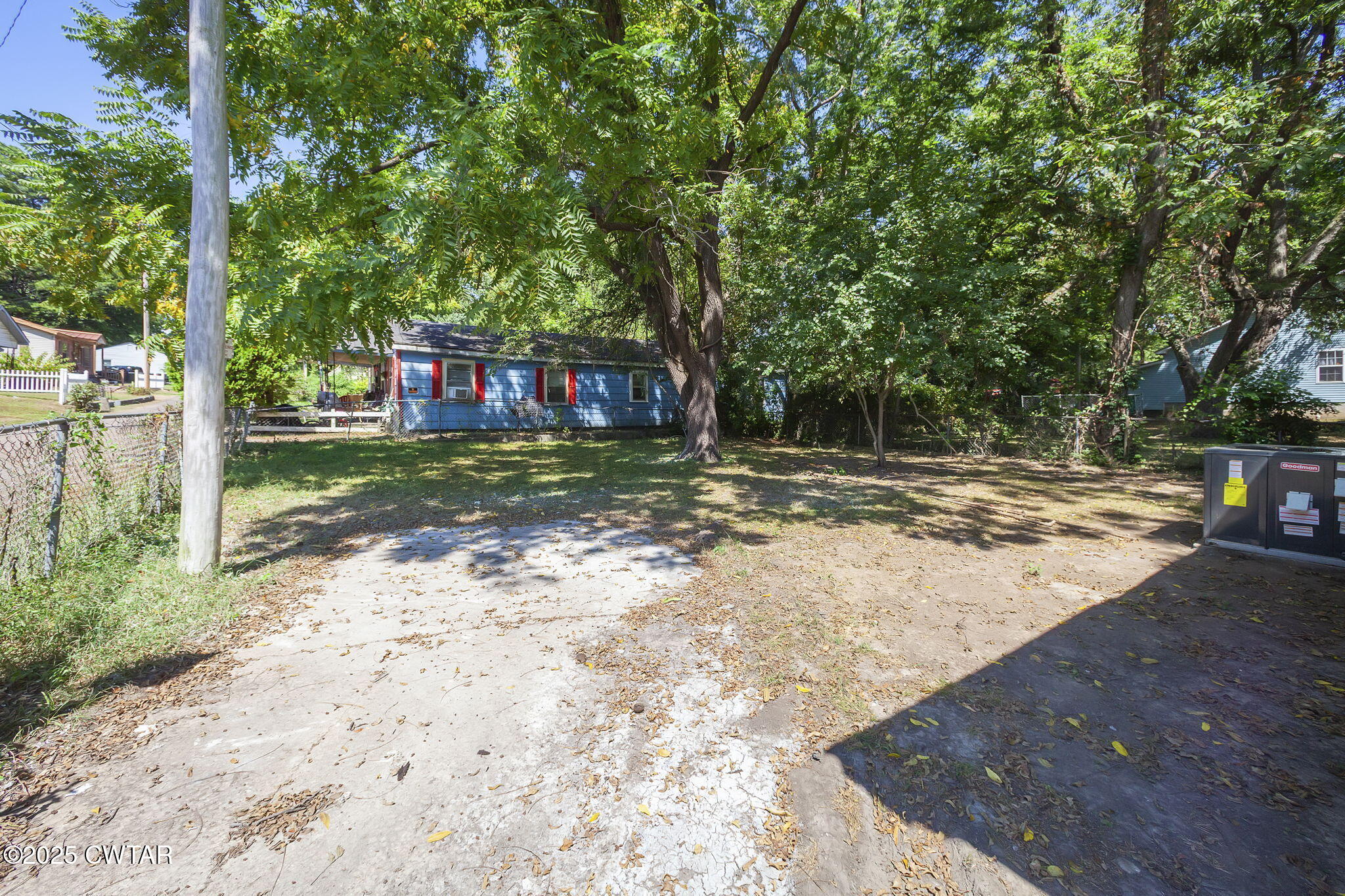 115 Neff Street Jackson, TN 38301 - Photo 23 of 23 a fire hydrant in the middle of a field