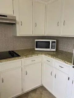 $2,695 | 817 Kenwood Drive, Abilene, TX 79601