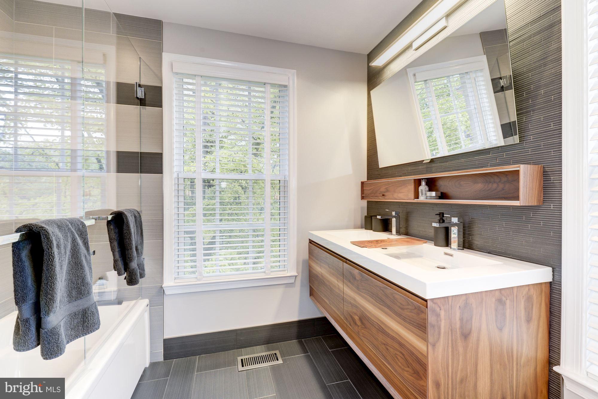 1907 Belmont Road Northwest, Unit 68 Washington, DC 20009 - Photo 19 of 27 Gallery Image 19