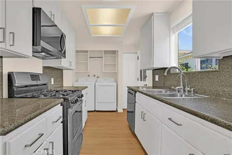 $1,399,000 | 12521 Walsh Avenue, Los Angeles, CA 90066