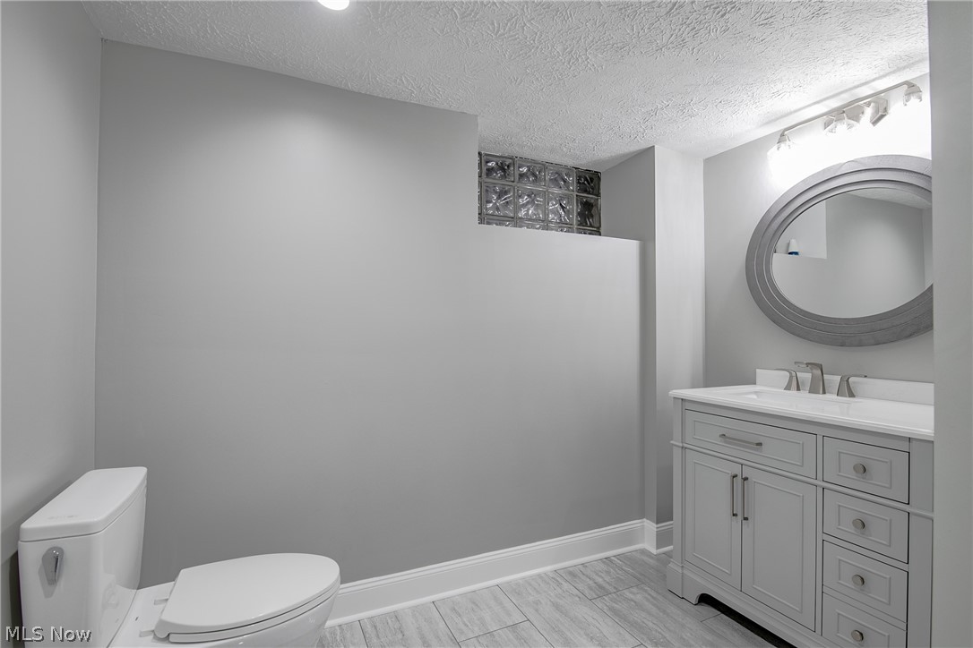 1627 West Schaaf Road Cleveland, OH 44109 - Photo 28 of 33 Gallery Image 28