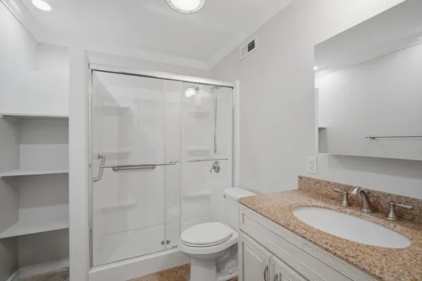 $2,400 | 1155 Dickinson Street, Unit 1155, Springfield, MA 01108
