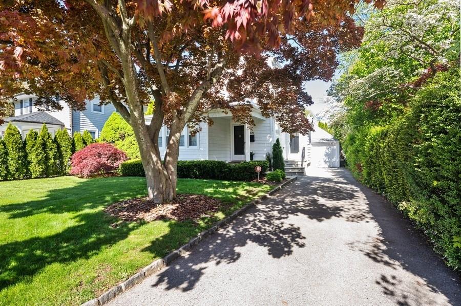 171 Nelson Road Scarsdale, NY 10583 - Photo 1 of 1 Gallery Image 1