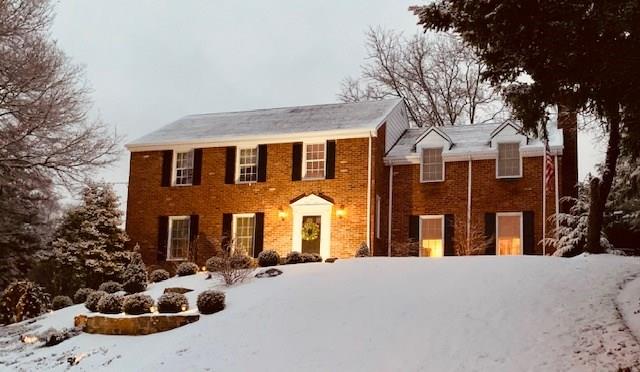 418 Manordale Road Pittsburgh, PA 15241 - Photo 2 of 25 Gallery Image 2