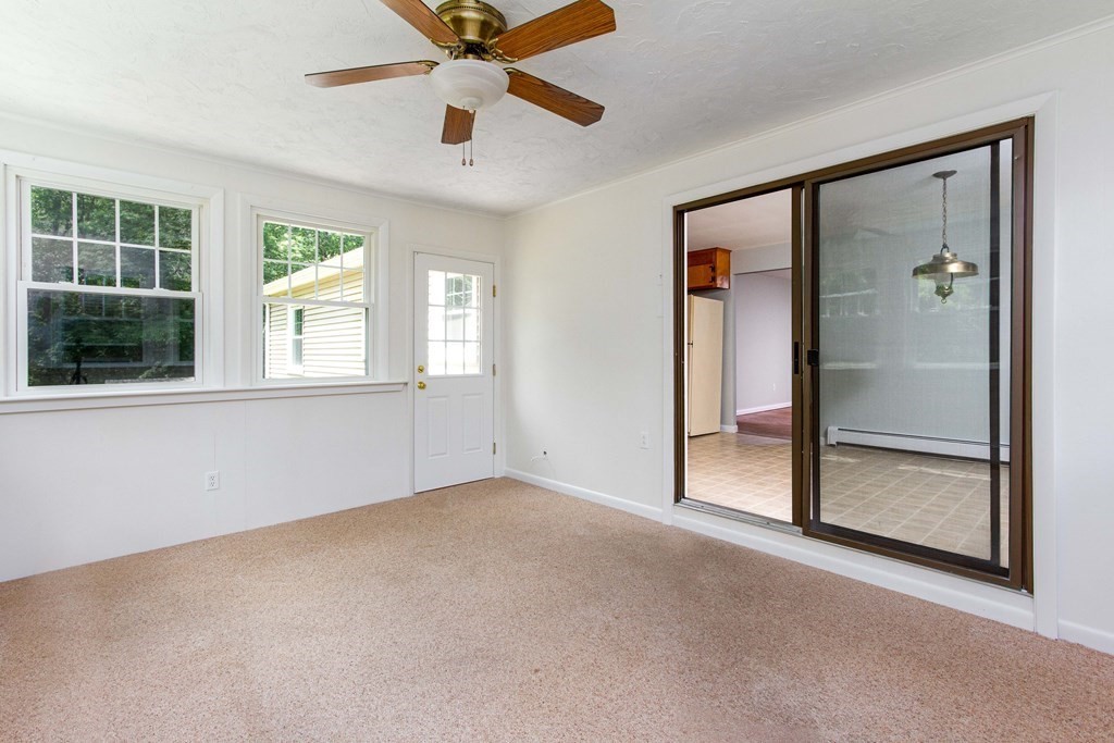 15 Colonial Road Medway, MA 02053 - Photo 18 of 39