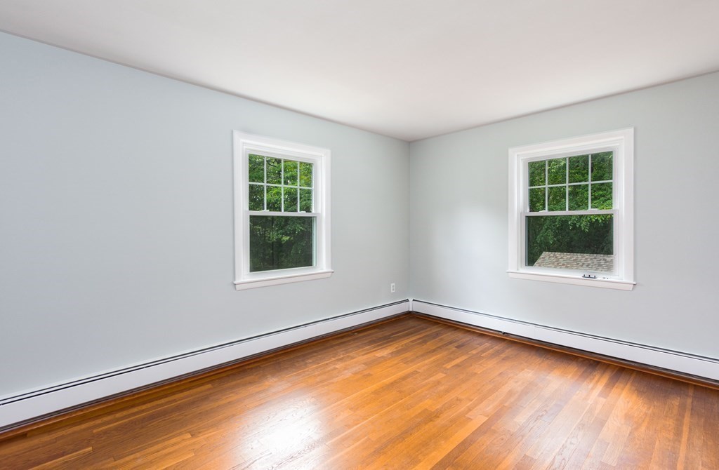 15 Colonial Road Medway, MA 02053 - Photo 21 of 39