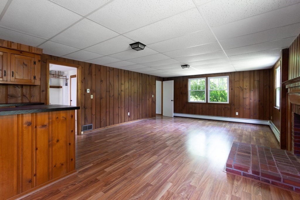 15 Colonial Road Medway, MA 02053 - Photo 25 of 39