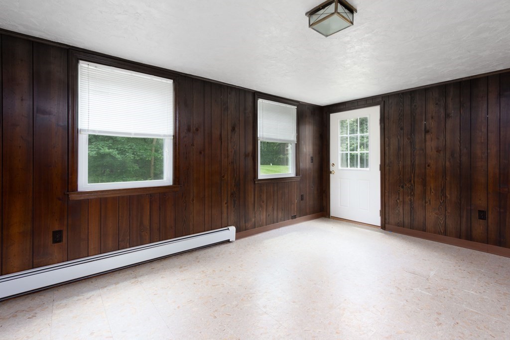 15 Colonial Road Medway, MA 02053 - Photo 27 of 39