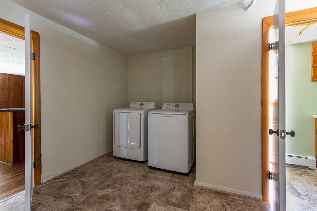 15 Colonial Road Medway, MA 02053 - Photo 29 of 39